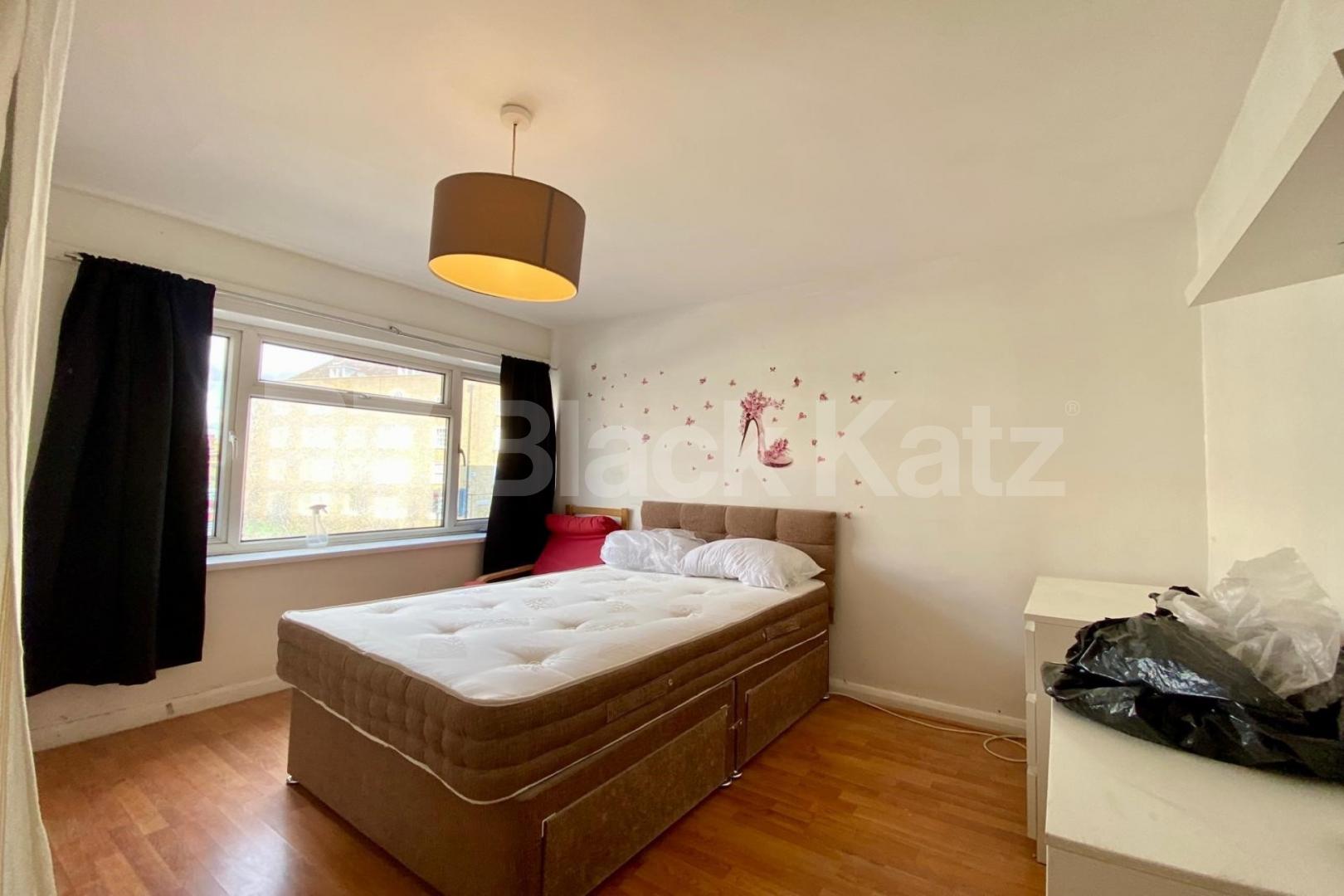 Superbly located Kennington Lane, Kennington